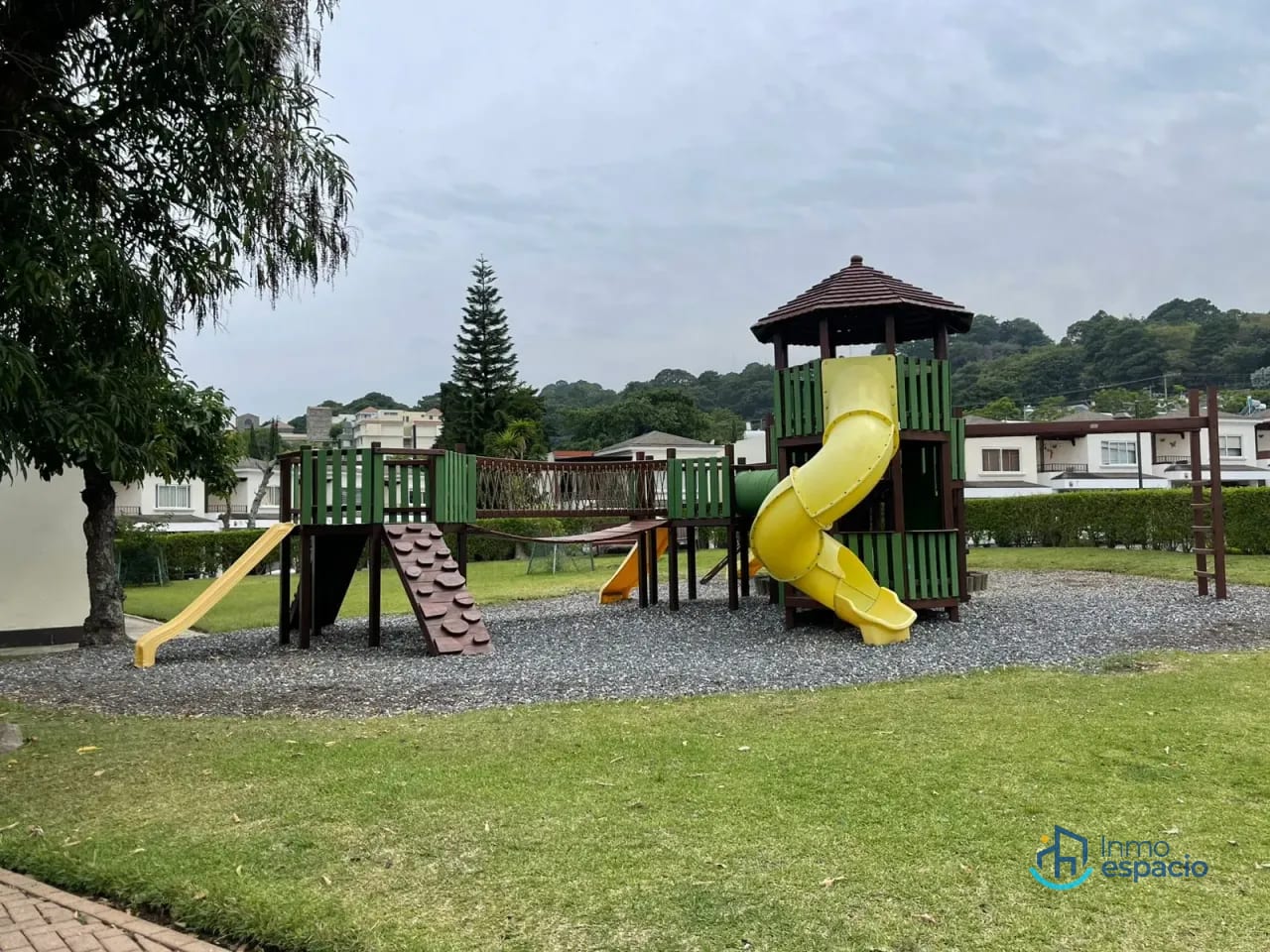📍 CASA EN VENTA - Zona 7 de Mixco — Casa en Venta en El Encinal, Zona 7 Mixco, Guatemala, Ciudad — foto 10 de 16