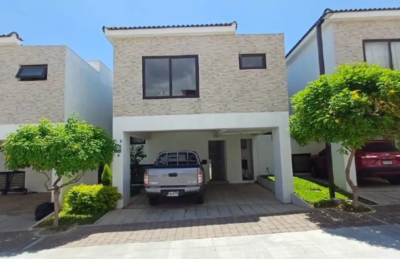 Hacienda las Flores Zona 2 de Villa Nueva, Casa en Venta â Casa en Venta en Villa Nueva, Guatemala, Ciudad â foto 1 de 7