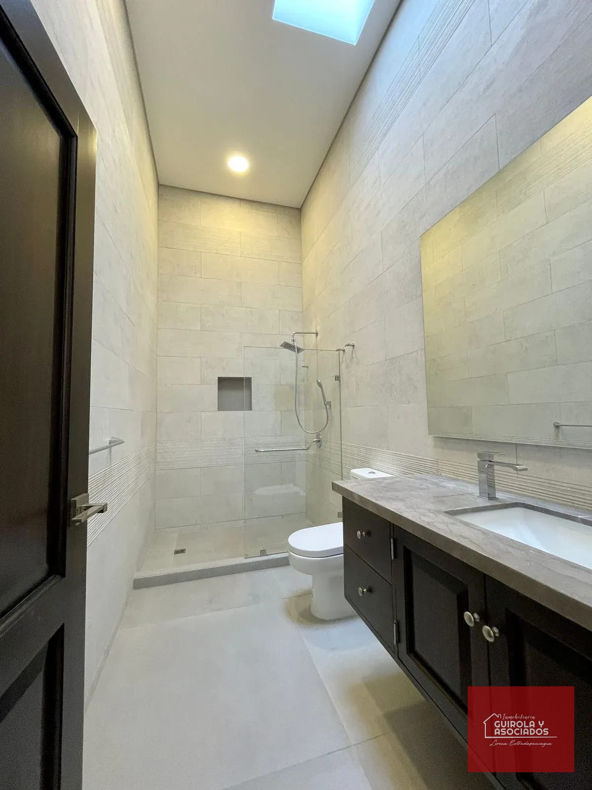 Linda Casa en Venta en Santa Rosalia 107CVSTD — Casa en Venta en Santa Rosalia La Laguna, Carretera a El Salvador, Guatemala, Ciudad — foto 5 de 17