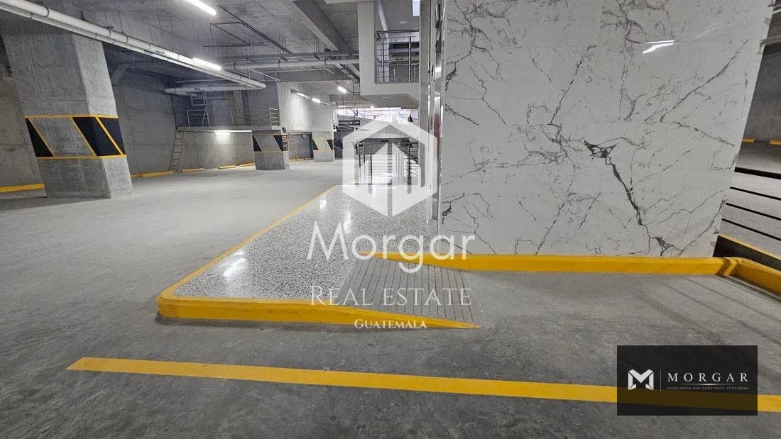 Edificio de oficinas en alquiler en Zona 10 de 7,985 Mts en $ 130,760.00 — Edificio en Alquiler en Zona 10, Guatemala, Ciudad — foto 16 de 17