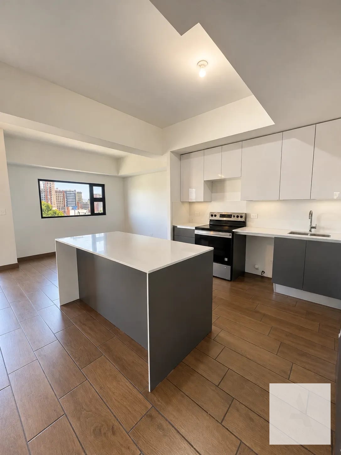 Apartamento para Estrenar en Casalini Los Arcos, Z.10 | 187.5 m² — Apartamento en Alquiler en Casalini Los Arcos, Zona 10, Guatemala, Ciudad — foto 3 de 17