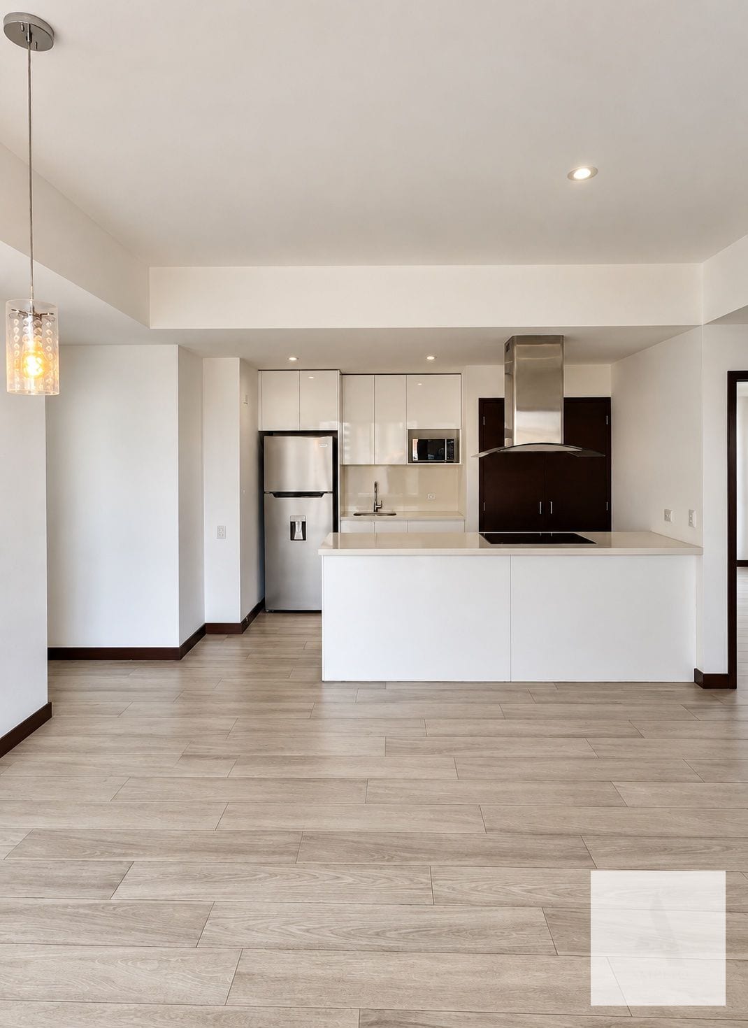 Invierte en Z.14 | Apartamento Rentado en Edificio Novus 2 habs. — Apartamento en Venta en Novus, Zona 14, Guatemala, Ciudad — foto 1 de 6
