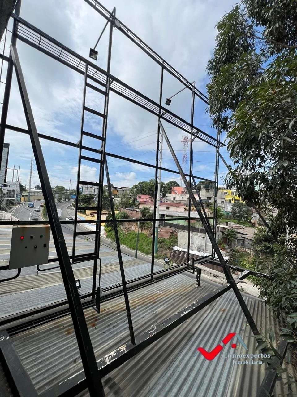 EDIFICIO EN RENTA – CALZADA ROOSEVELT ZONA 1 MIXCO — Edificio en Alquiler en Zona 1 Mixco, Guatemala, Ciudad — foto 9 de 17