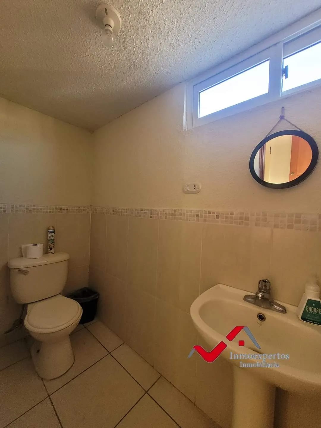 Casa en Venta San Cristobal, Zona de Mixco — Casa en Venta en Zona 8 Mixco, Guatemala, Ciudad — foto 3 de 17
