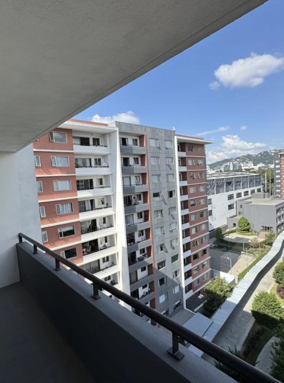 Apartamento en Renta en Zona 14 Edificio Segheria — Apartamento en Alquiler en Segheria, Zona 14, Guatemala, Ciudad — foto 10 de 14