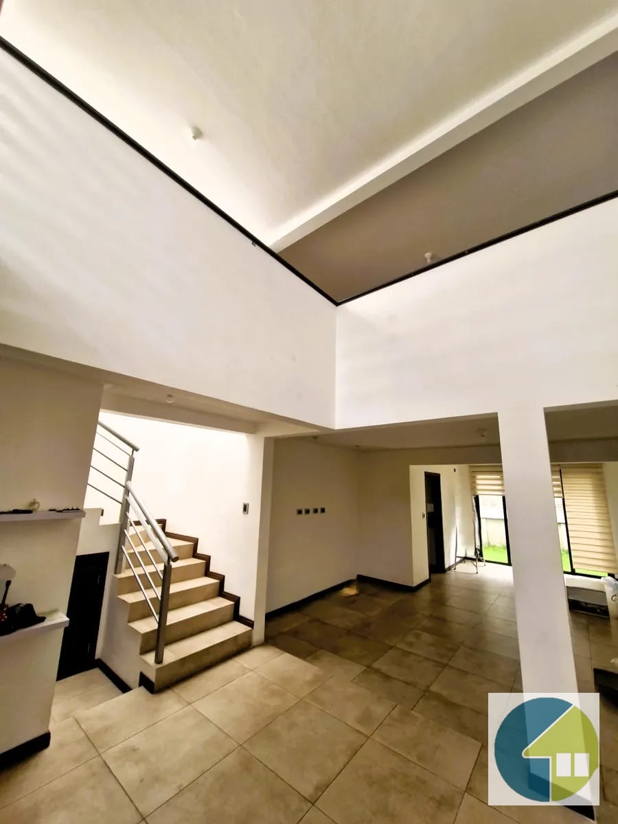 Tu nuevo hogar en z 16, Preciosa casa en condominio — Casa en Venta en Home 16, Zona 16, Guatemala, Ciudad — foto 1 de 17