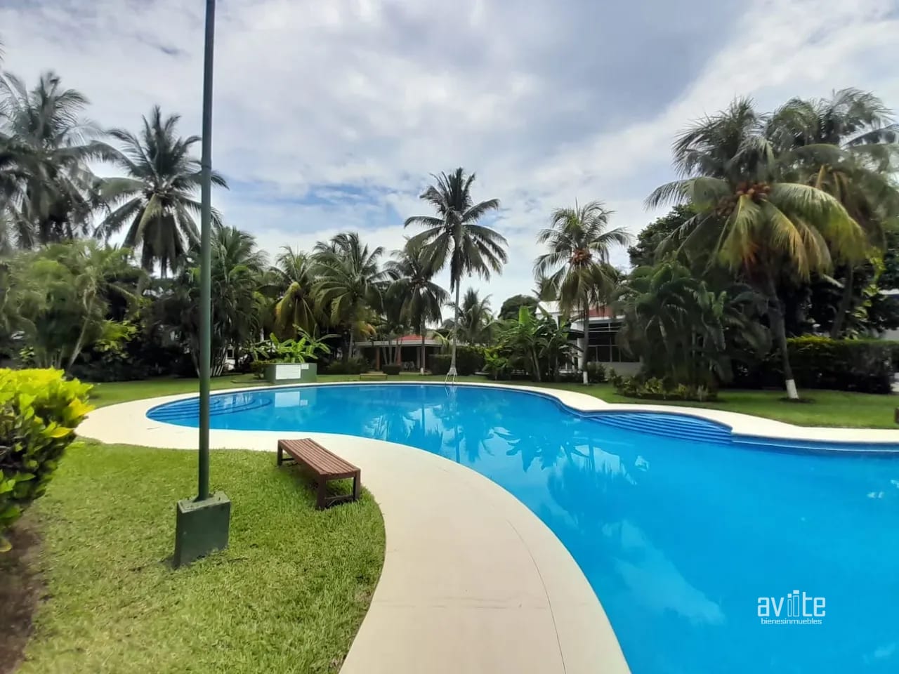 Villas del Pacifico, Escuintla. Casa totalmente equipada en venta. — Casa en Venta en Puerto San José, Escuintla — foto 1 de 13