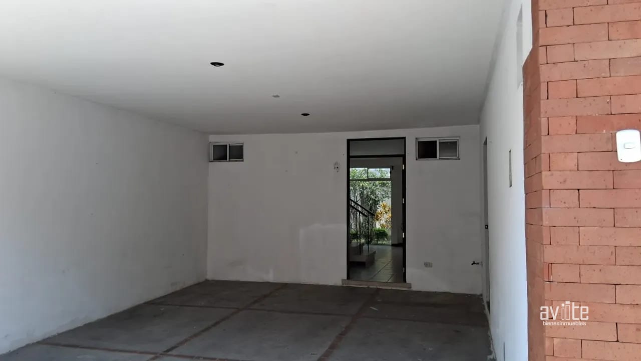 Cañadas del Naranjo, zona 4 de Mixco. Casa en venta Q1,900,000 — Casa en Venta en Montserrat II, Zona 4 Mixco, Guatemala, Ciudad — foto 17 de 17
