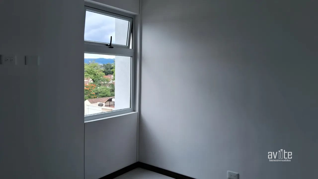 Serena, Condado Naranjo, Apartamento en alquiler, nivel alto — Apartamento en Alquiler en Condado Naranjo, Zona 4 Mixco, Guatemala, Ciudad — foto 7 de 13