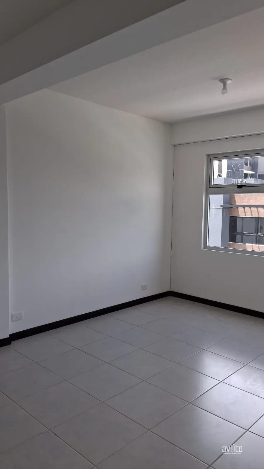 Villa de dos niveles para estrenar con linea blanca. Condado Naranjo — Apartamento en Alquiler en Condado Naranjo, Zona 4 Mixco, Guatemala, Ciudad — foto 6 de 13