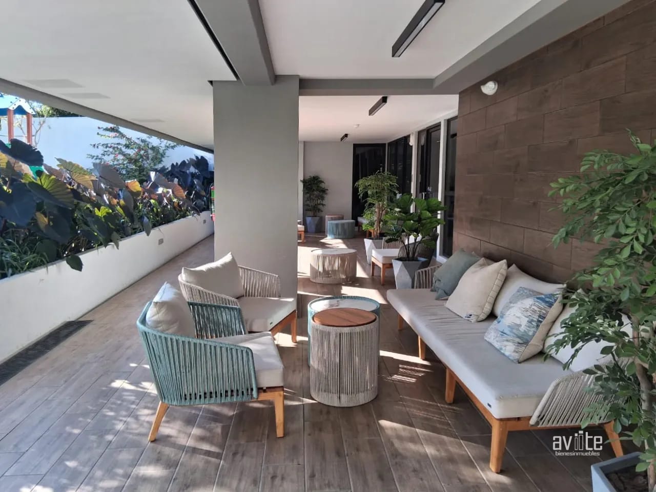 Villa de dos niveles para estrenar con linea blanca. Condado Naranjo — Apartamento en Alquiler en Condado Naranjo, Zona 4 Mixco, Guatemala, Ciudad — foto 9 de 13
