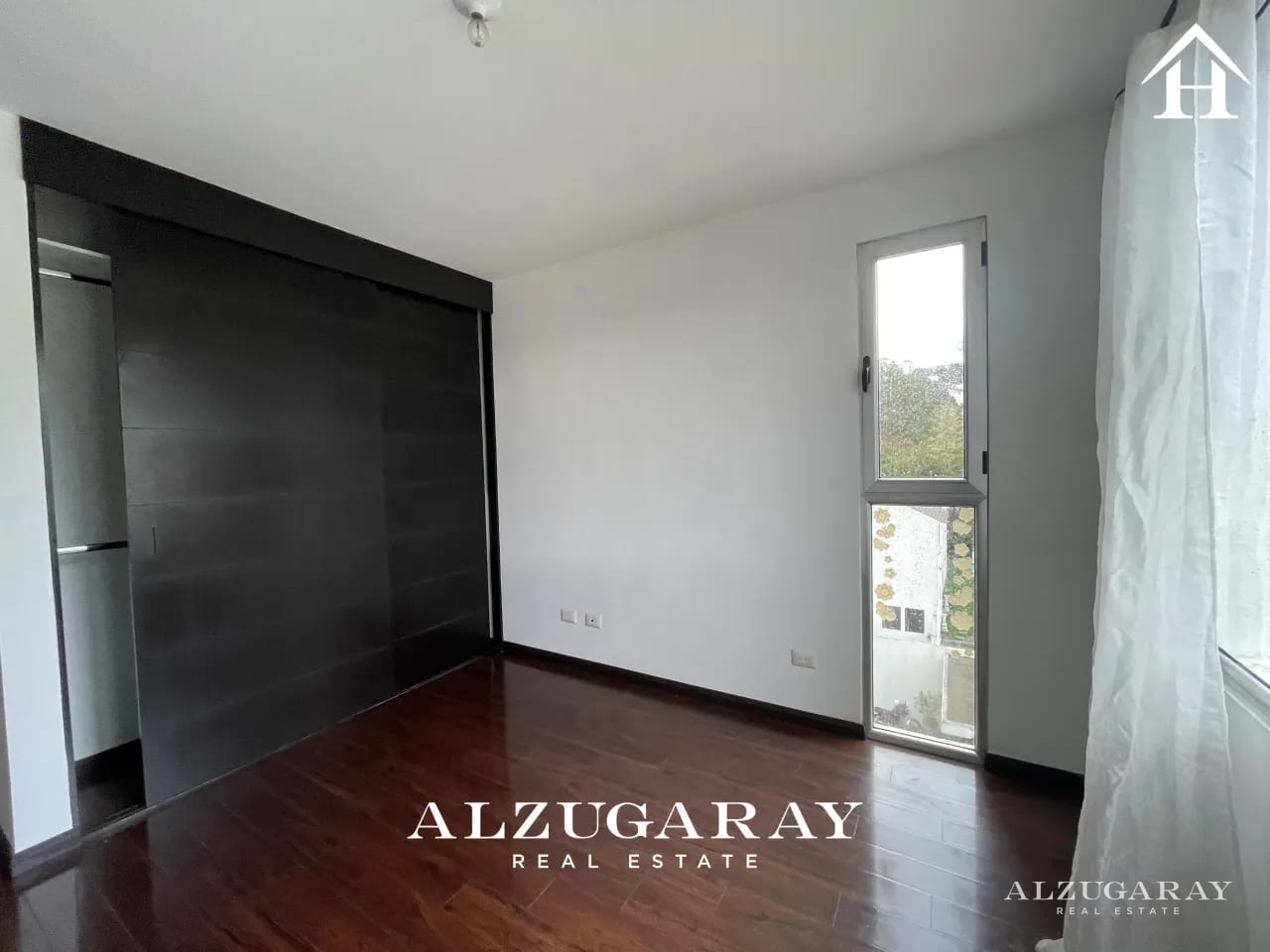 APTO AMPLIO Y MODERNO C/VISTA -2 HAB. / NUEVA CALEDONIA Z. 16 — Apartamento en Venta en Nueva Caledonia, Zona 16, Guatemala, Ciudad — foto 9 de 14