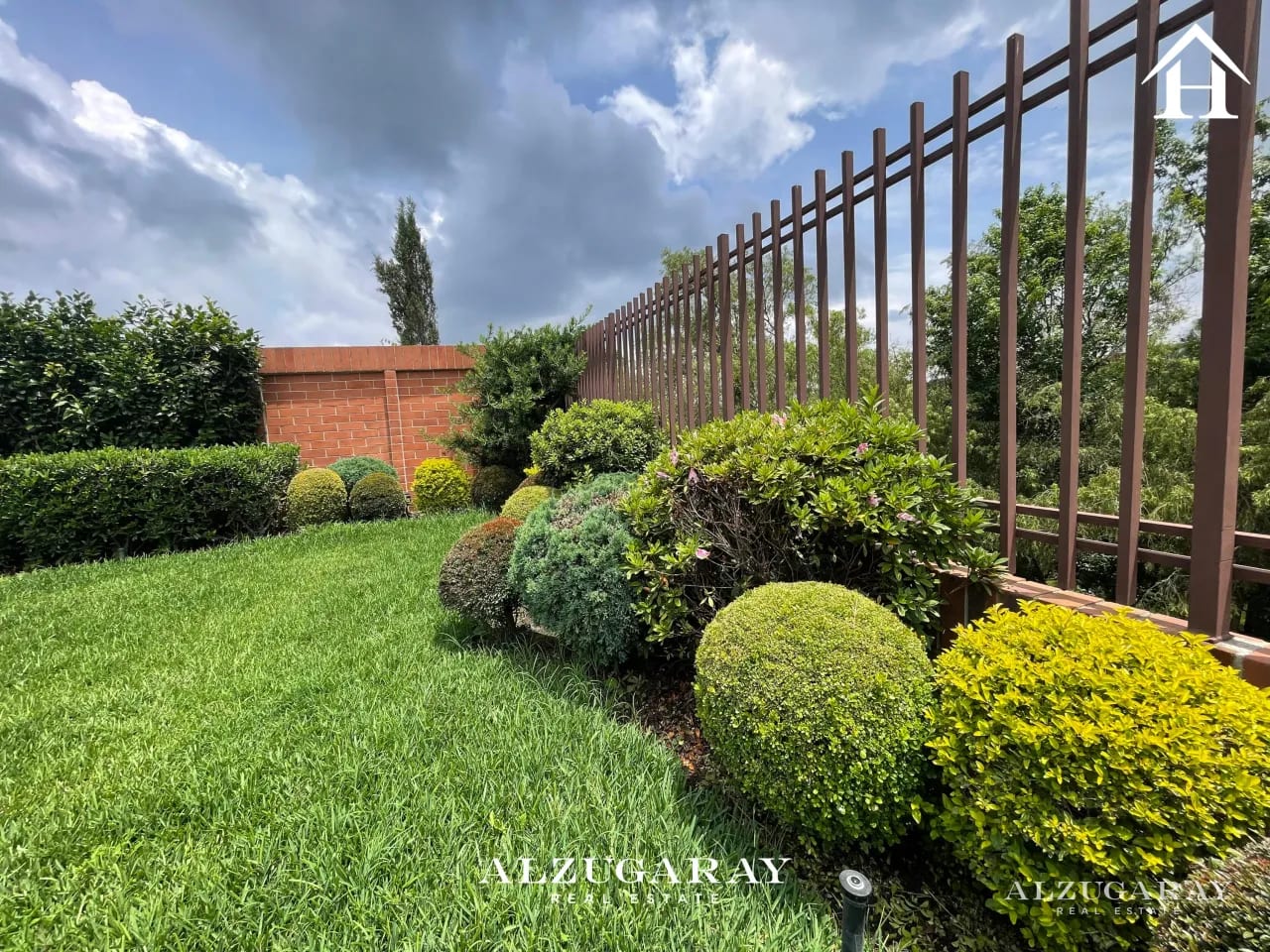 CASA GRANDE C/ JARDÍN Y PÉRGOLA - 4 HAB / CONDADO CONCEPCIÓN CAES — Casa en Alquiler en Pradera Concepción, Carretera a El Salvador, Guatemala, Ciudad — foto 15 de 15