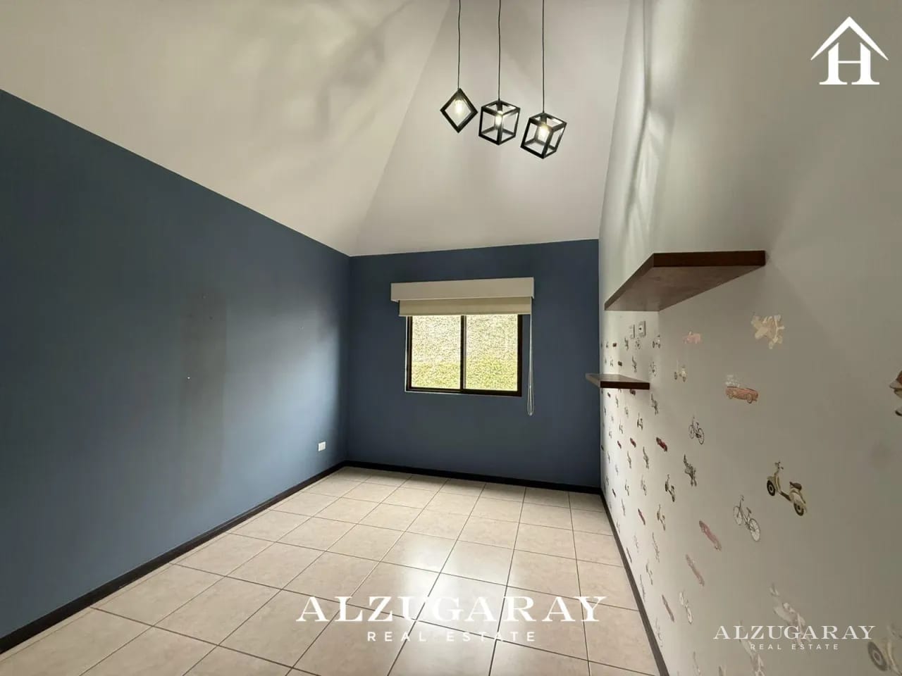 CASA C/ JARDÍN Y PERGOLA Z.16- 3 HAB. / VISTAS DE SAN ISIDRO — Casa en Venta en Vistas de San Isidro, Zona 16, Guatemala, Ciudad — foto 8 de 12