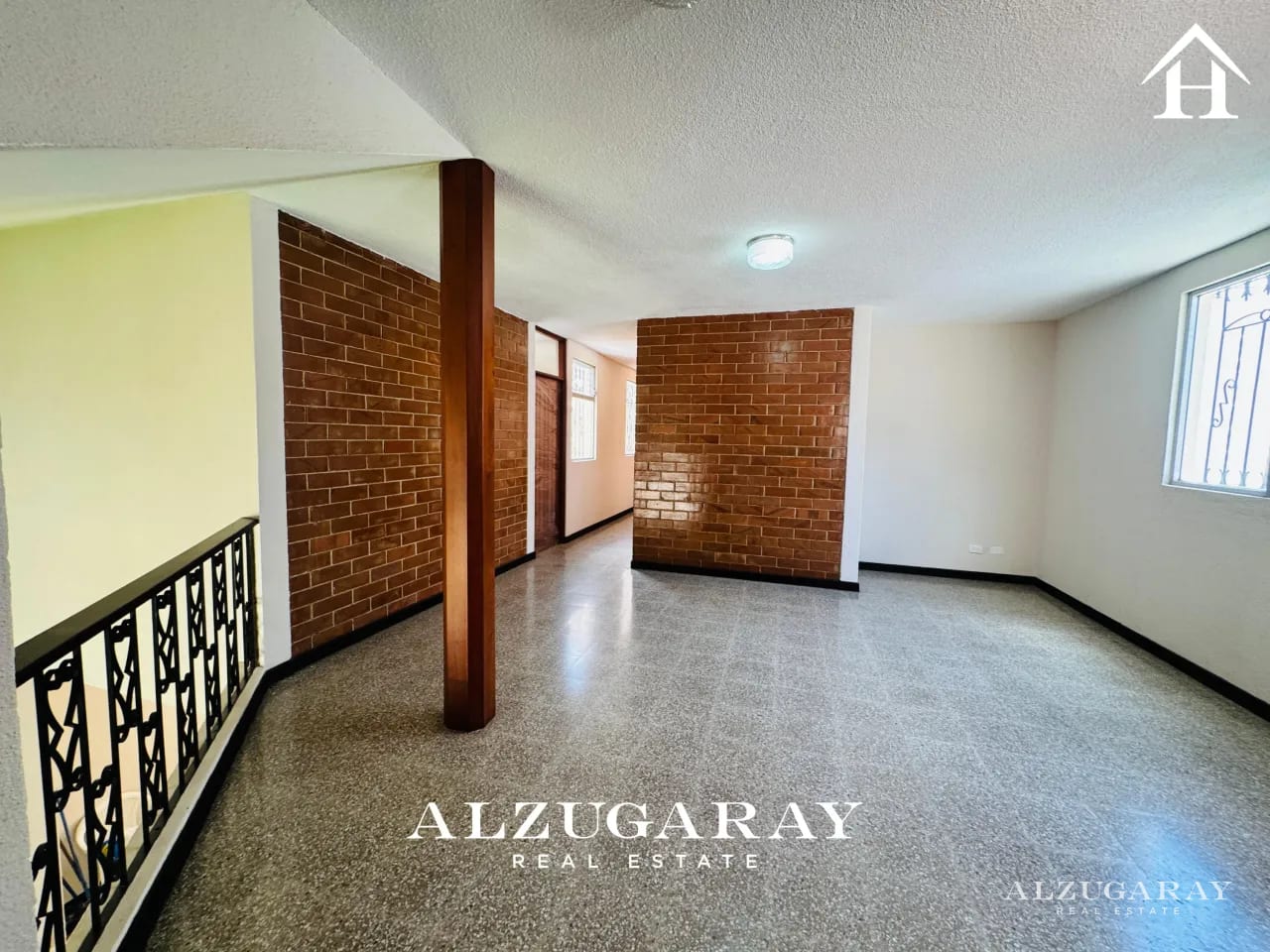 Casa con Amplio Jardin -5 Hab. / Condominio Z. 15 — Casa en Venta en Zona 15, Guatemala, Ciudad — foto 7 de 14
