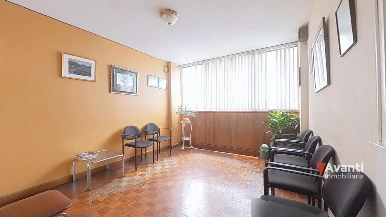 Venta de clinica en zona 10, Centro Medico I — Clínica en Venta en Zona 10, Guatemala, Ciudad — foto 1 de 7