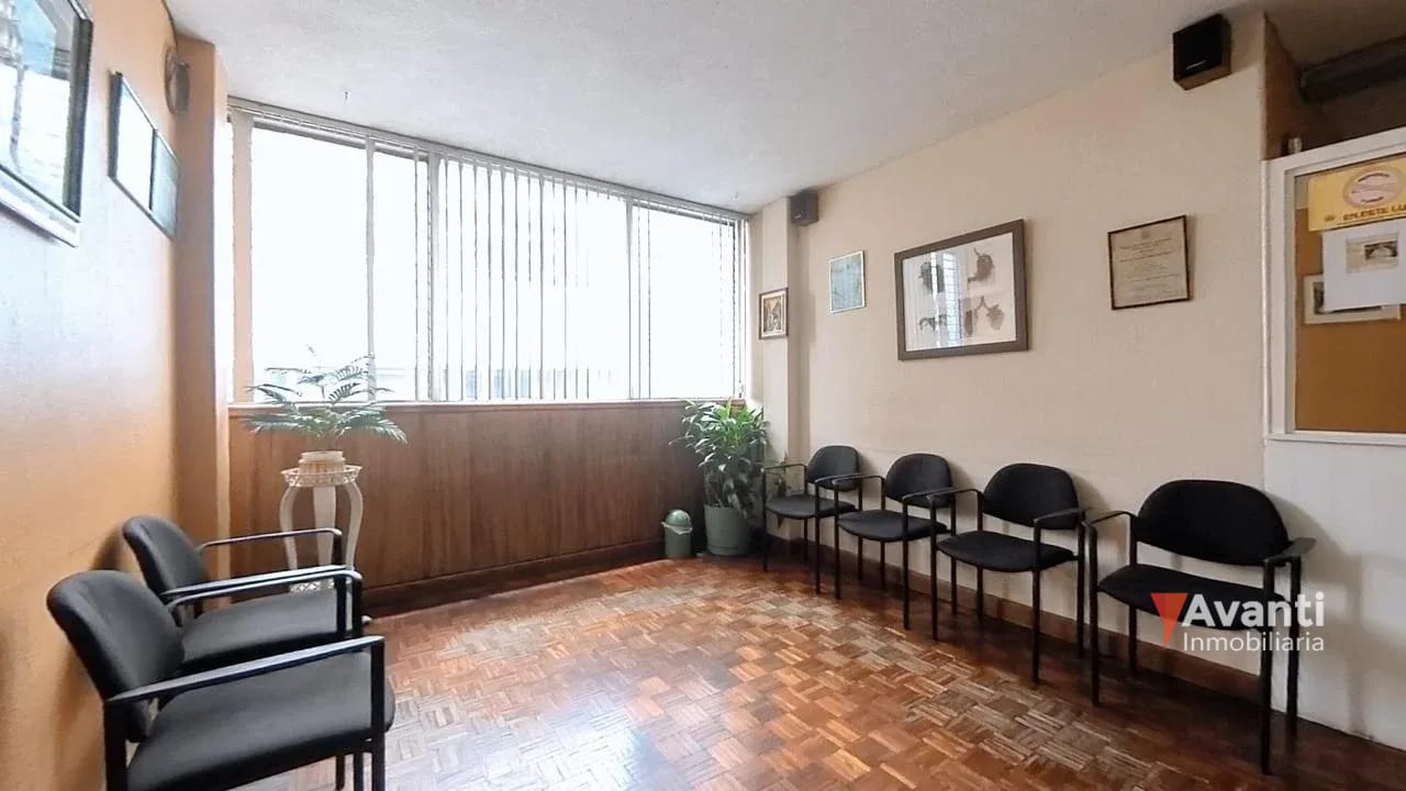Alquilo clinica médica en zona 10, Centro Médico I — Clínica en Alquiler en Zona 10, Guatemala, Ciudad — foto 2 de 6