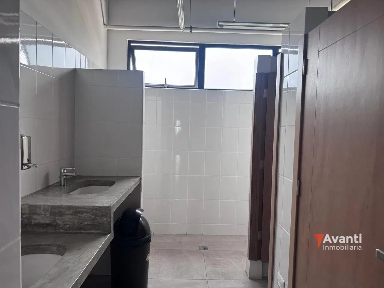Alquiler Oficina Zona 9 — Oficina en Alquiler en Zona 9, Guatemala, Ciudad — foto 12 de 17