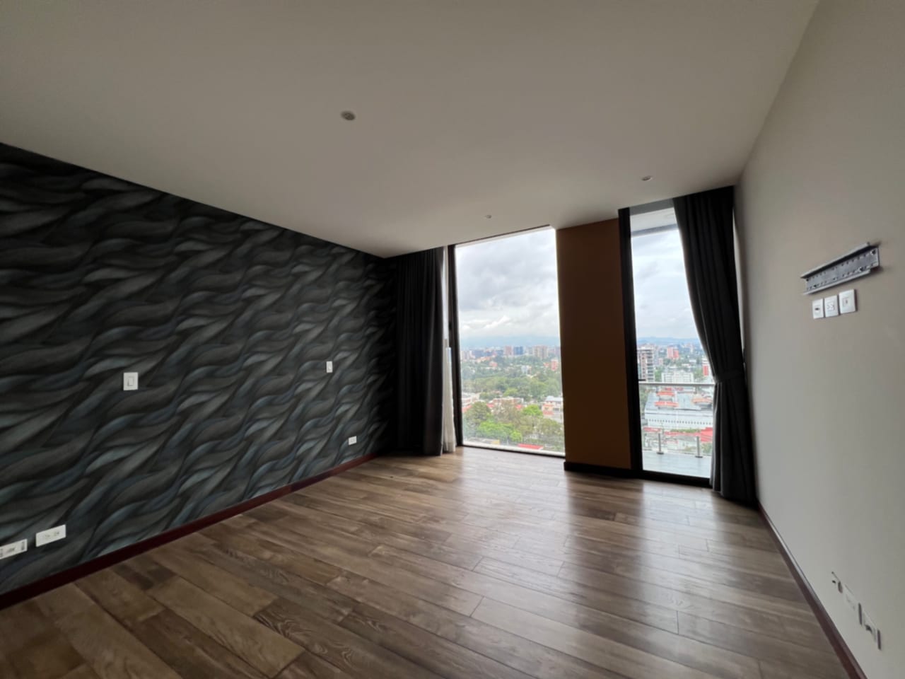 Apartamento Renta Zona 15 Vista Hermosa 2, Edificio Vhista , 2 Dormitorios , 2,5 Baños, 135 MTS2 $1,500 Linda Vista (no Se Aceptan Mascotas) — Apartamento en Alquiler en Vista Hermosa II, Zona 15, Guatemala, Ciudad — foto 5 de 10