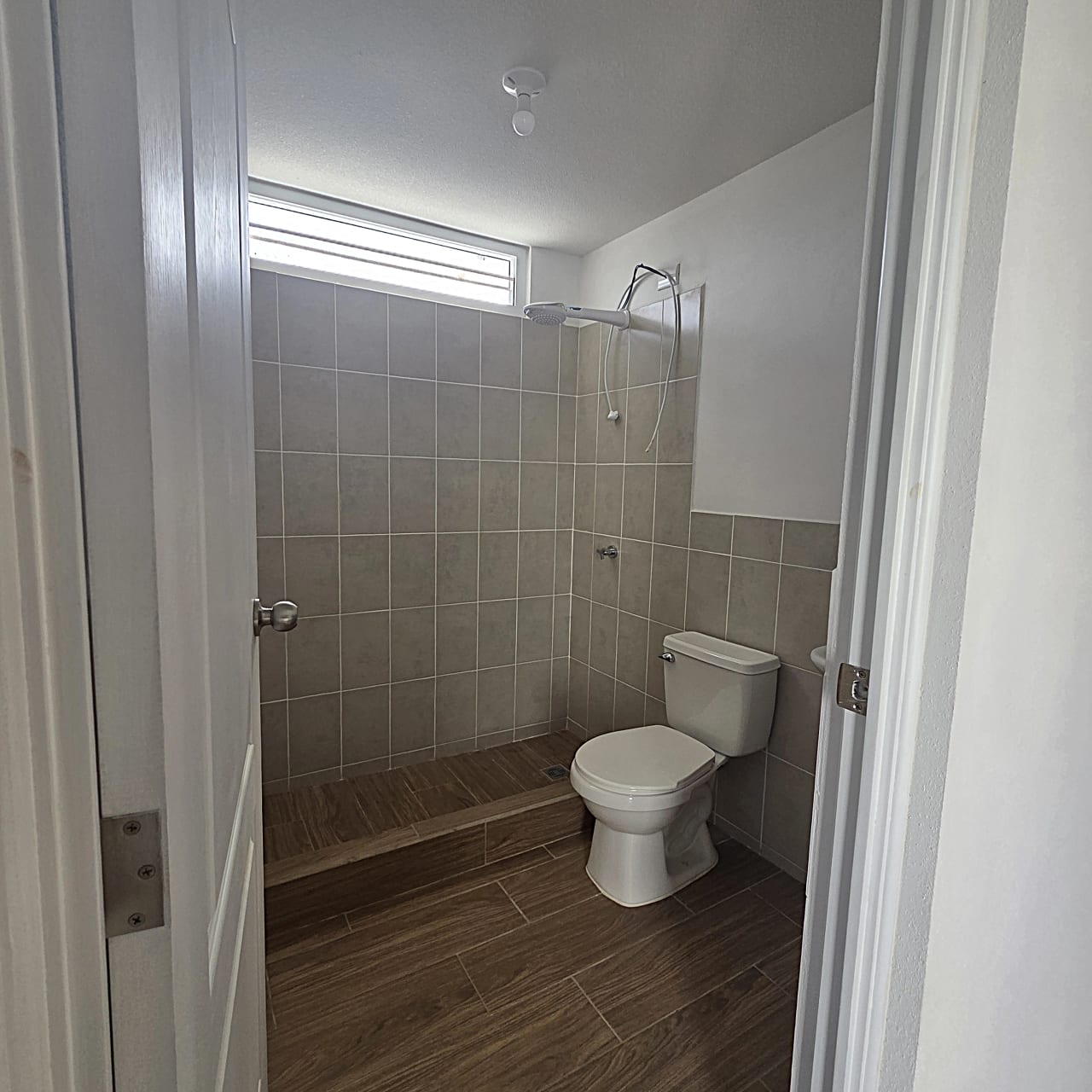 Casa Nueva en Venta, Km. 25 Carretera a El Salvador — Casa en Venta en Carretera a El Salvador, Guatemala, Ciudad — foto 12 de 17
