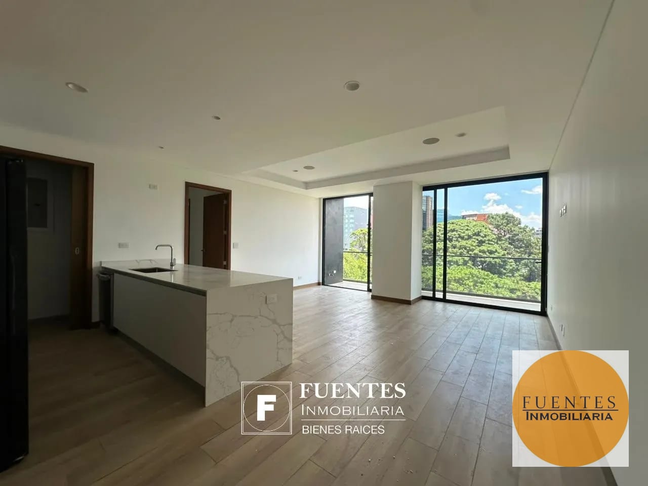 Apartamento en Alquiler - Torre Ferré Diez - Zona 10 - (piso 4) — Apartamento en Alquiler en Zona 10, Guatemala, Ciudad — foto 5 de 6