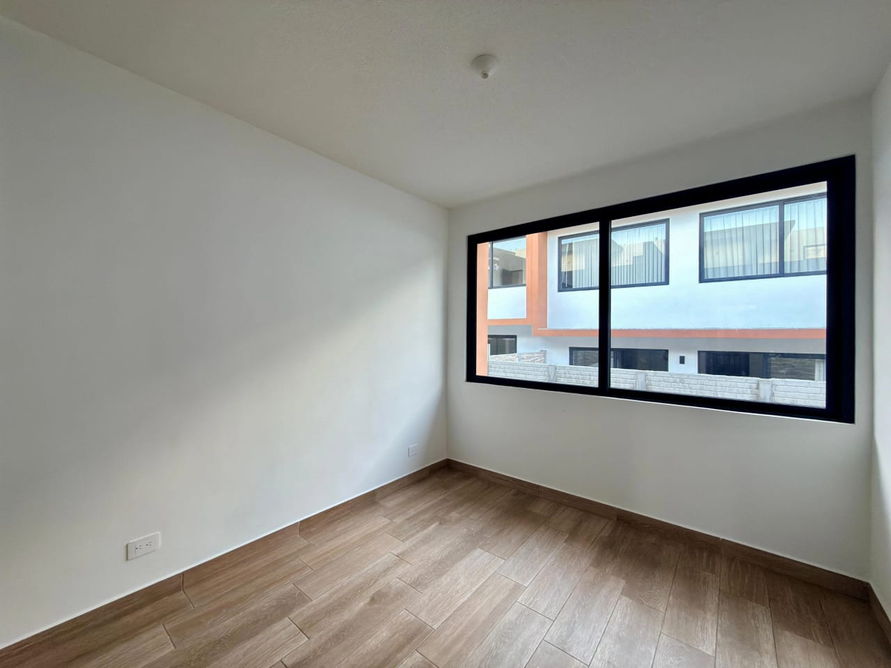 Alquilo casa en condominio Laureles zona 16 — Casa en Alquiler en Zona 16, Guatemala, Ciudad — foto 10 de 17