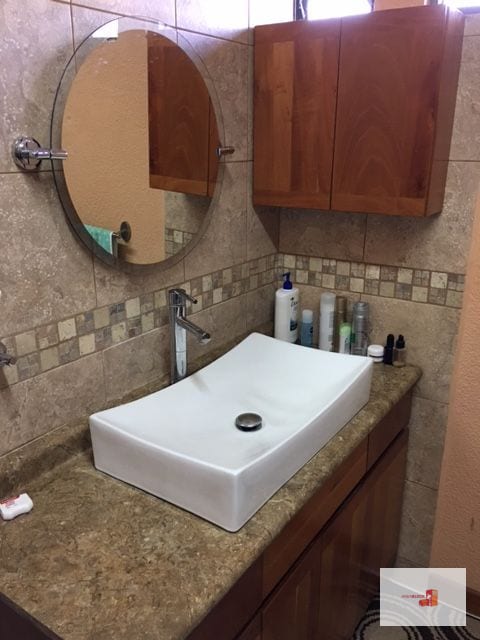 Linda casa en condominio / Km.15 Carr.a El Salvador — Casa en Venta en Carretera a El Salvador, Guatemala, Ciudad — foto 4 de 12