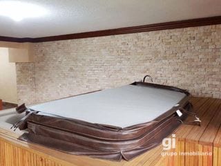 Amplia casa en venta con espacio adicional para un pequeño negocio. Ubicada en Zona 15 — Casa en Venta en Zona 15, Guatemala, Ciudad — miniatura 2 de 11