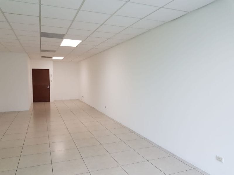Oficina en venta Torre Pradera zona 10 — Oficina en Venta en Zona 10, Guatemala, Ciudad — foto 4 de 4