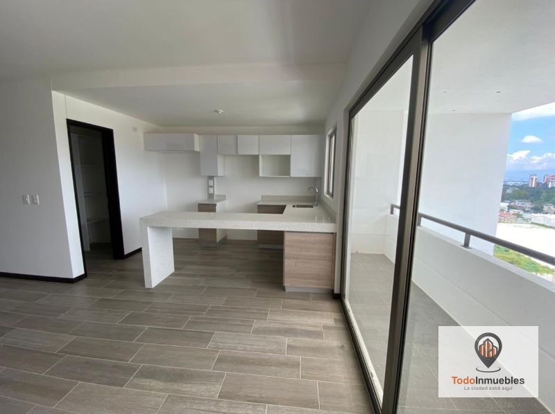 Renta de Apartamento con 3 Habitaciones en Seghería Zona 14 - 3