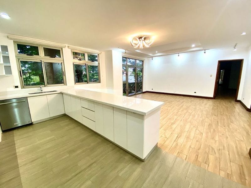 Apartamento en alquiler de 3 hab. en Oakland, Z.10 — Apartamento en Alquiler en Zona 10, Guatemala, Ciudad — foto 9 de 14