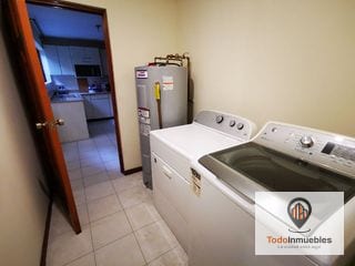 Casa en Renta en zona 4 para oficinas o vivienda — Casa en Alquiler en Zona 4, Guatemala, Ciudad — miniatura 3 de 10