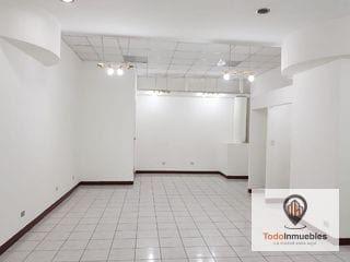 3 locales en venta en Centro Comercial Los Próceres — Local en Venta en Centro Comercial Los Próceres, Zona 10, Guatemala, Ciudad — miniatura 4 de 8