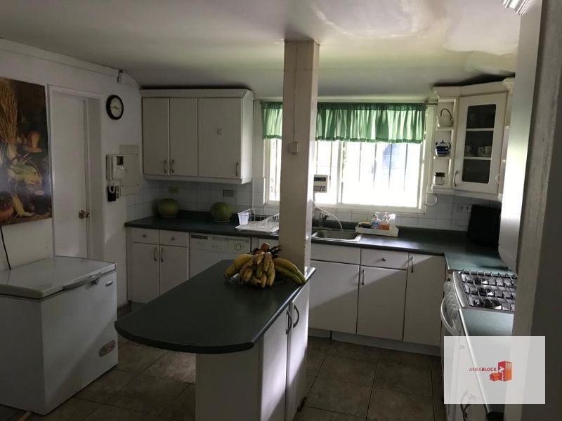 Venta de hermosa Casa de 1 nivel zona 16 - S.Isidro Ensenada - 12