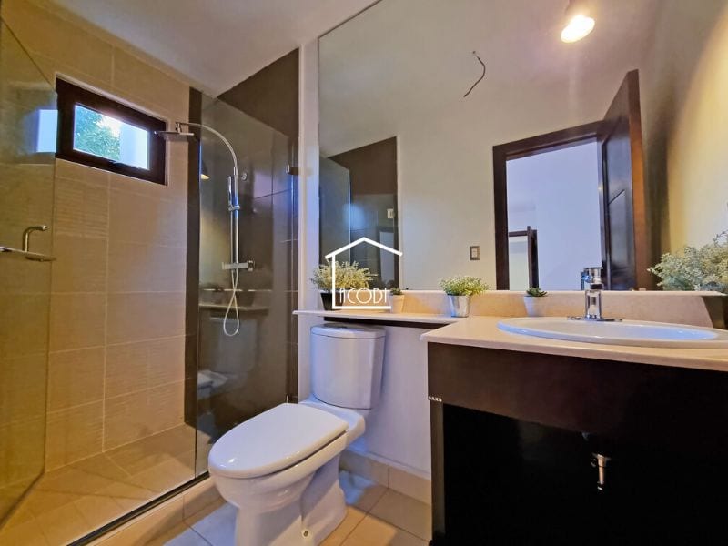 Apartamento en Vivenza, Zona 10 — Apartamento en Venta en Zona 10, Guatemala, Ciudad — foto 7 de 8