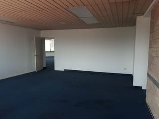 OFICINA EN MURANO CENTER, ZONA 10 (OPCIÓN 7) — Oficina en Alquiler en Zona 10, Guatemala, Ciudad — miniatura 4 de 4