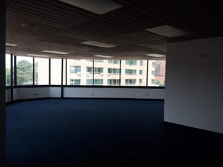 OFICINA EN MURANO CENTER, ZONA 10 (OPCIÓN 7) — Oficina en Alquiler en Zona 10, Guatemala, Ciudad — miniatura 3 de 4