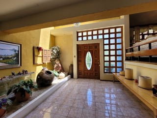 Atención inversionistas: Propiedad cerquísima a la ciudad y con un gran área verde — Casa en Venta en San Lucas Sacatepéquez, Sacatepéquez — miniatura 6 de 17