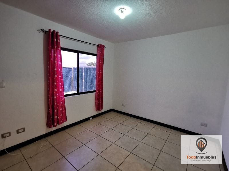 Casa en Venta en Portal de San Isidro 3 — Casa en Venta en Portal de San Isidro III, Zona 16, Guatemala, Ciudad — foto 12 de 13
