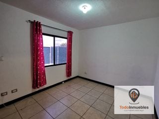 Casa en Venta en Portal de San Isidro 3 — Casa en Venta en Portal de San Isidro III, Zona 16, Guatemala, Ciudad — miniatura 12 de 13
