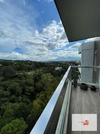 Con vista a bosque y volcanes - PH — Apartamento en Alquiler en Vista Hermosa II, Zona 15, Guatemala, Ciudad — miniatura 4 de 14