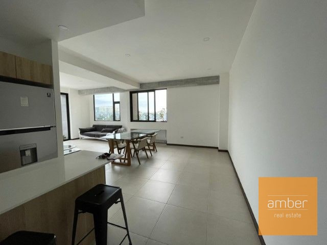 Apartamento en Mira, zona 10 - 14