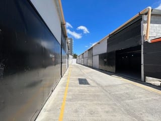 Ofibodegas en renta zona 13 Pamplona — Bodega / Ofibodega en Alquiler en Zona 13, Guatemala, Ciudad — miniatura 3 de 5