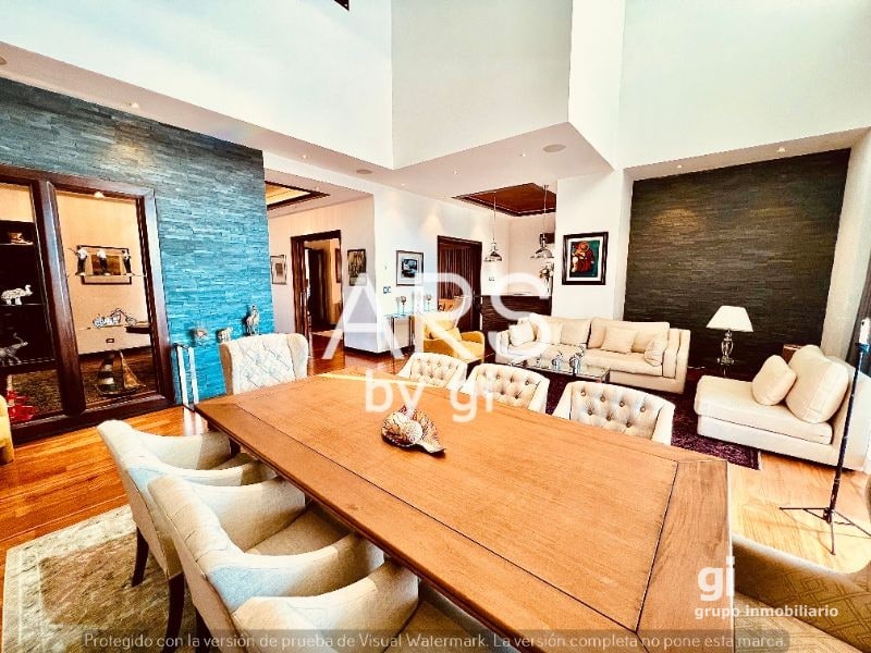 Lujoso Penthouse en zona 15 - 9