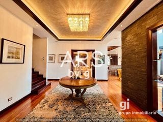 Lujoso Penthouse en zona 15 — Apartamento en Venta en Zona 15, Guatemala, Ciudad — miniatura 1 de 16