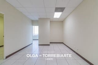 Oficina en Zona Pradera, zona 10 — Oficina en Alquiler en Zona Pradera, Zona 10, Guatemala, Ciudad — miniatura 9 de 17
