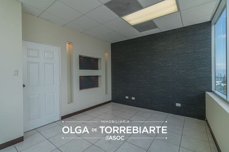 Oficina en Zona Pradera, zona 10 — Oficina en Alquiler en Zona Pradera, Zona 10, Guatemala, Ciudad — foto 13 de 17