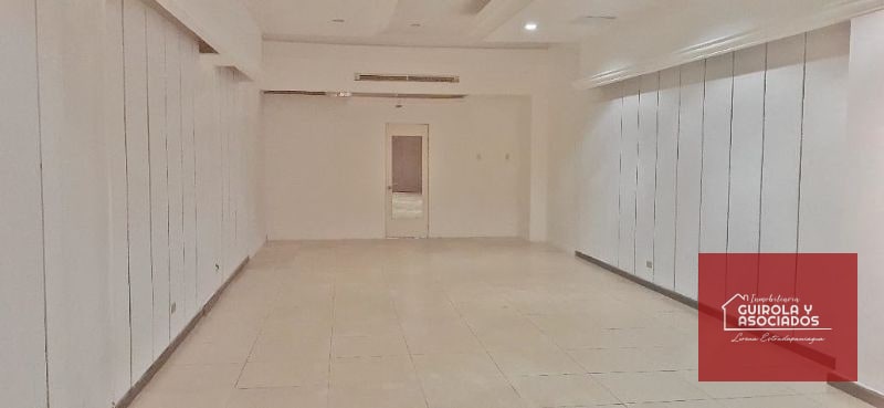 LOCAL EN VENTA Y ALQUILER EN GALERIAS LA PRADERA ZONA 10 001LVDZ10 - 1