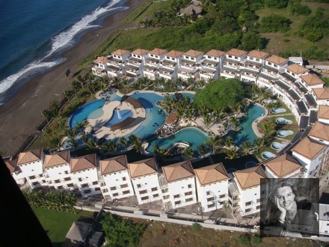 VILLA LOS CABOS / VILLA EN VENTA EN MONTERRICO - 1