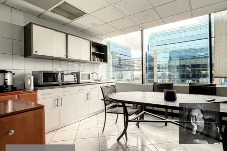 EUROPLAZA /Oficina en Venta-Renta, zona 14 - 9